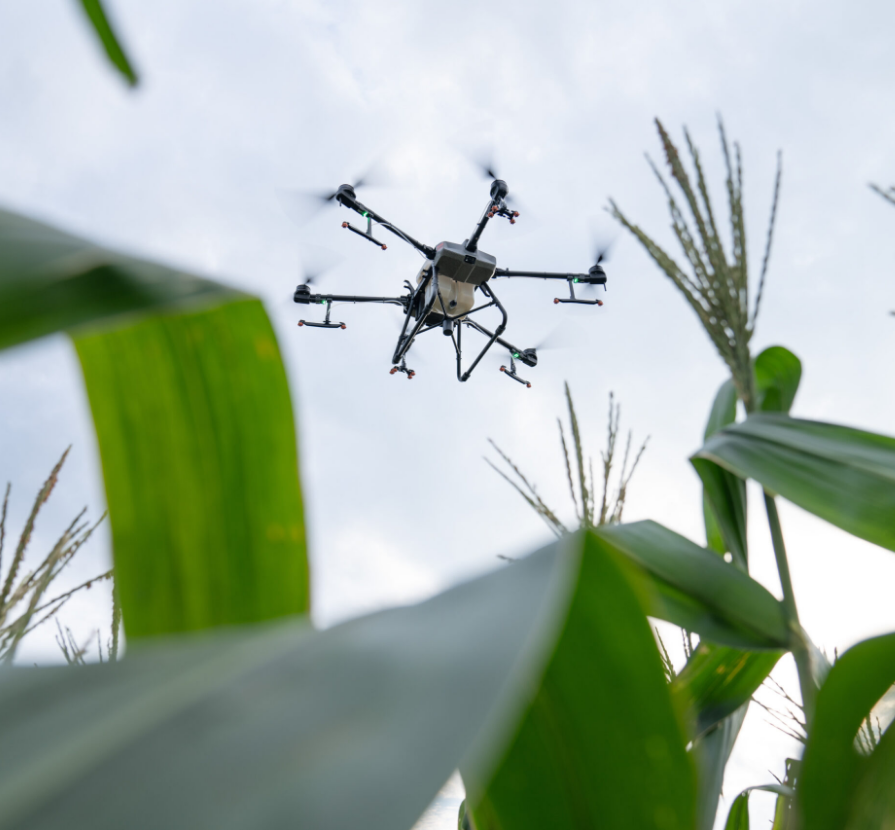 dron legter igenyles Magyarorszag dron kepzes online tanfolyam A2 vizsga dron biztosítas es felelosseg biztosítas Magyarorszag eseti legter igenyles dronnal dron legter bejelentes Legugyi Hatosag dron legter terkep Magyarorszag dron repulesi zonak Magyarorszag novenyvedelmi online kepzes permetezes